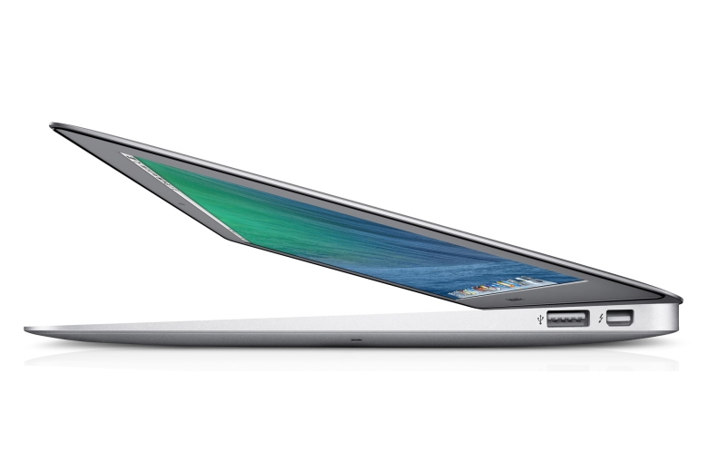 MacBook Air 13インチ Mid 2012 MD231J/A」Core i5搭載 / メモリー8GB